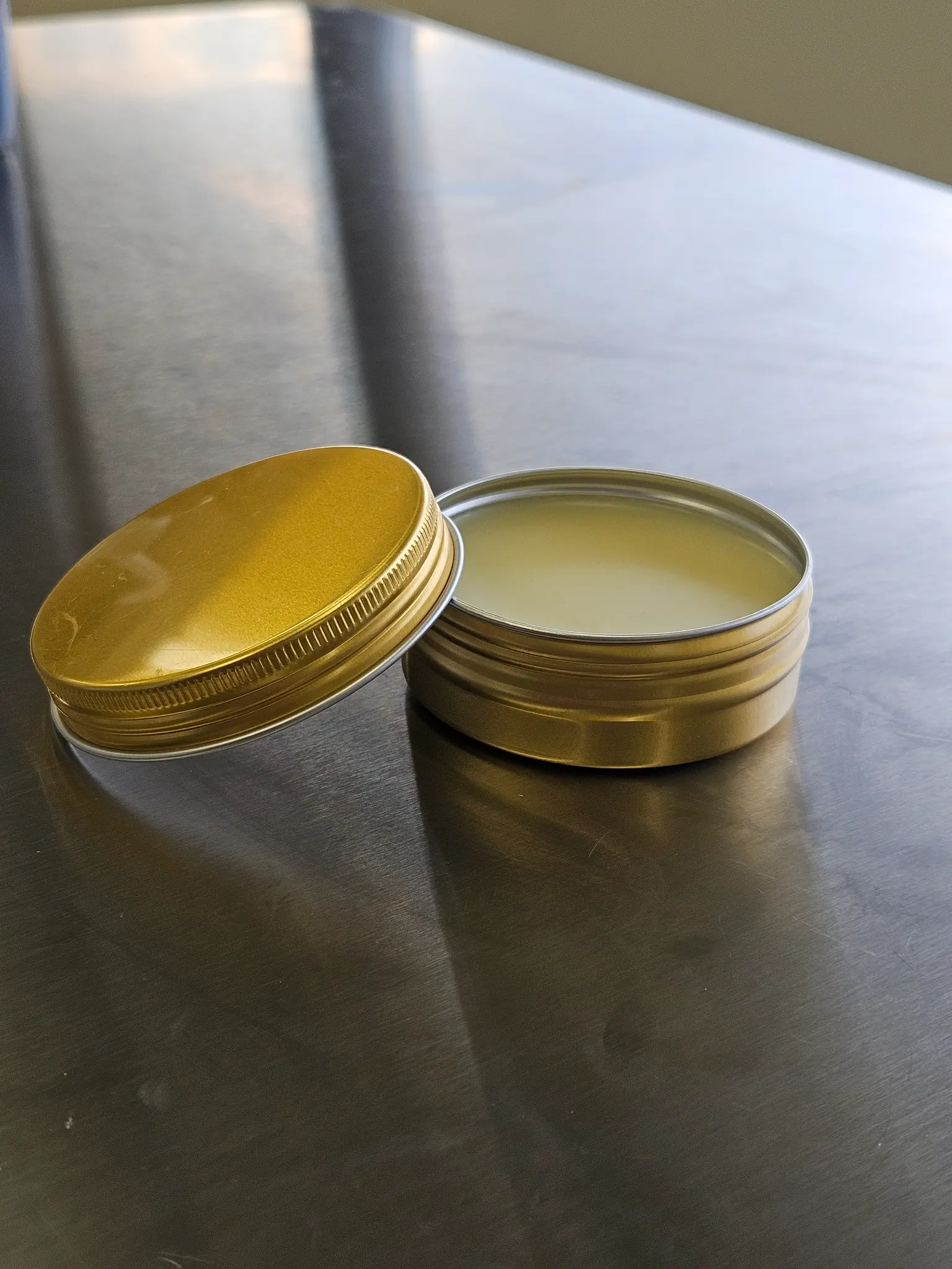 Bálsamo para barba perfumado a medida — bálsamo para barba de Formyoule Inc.