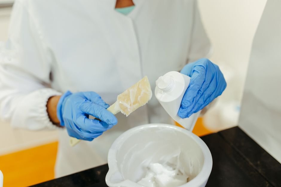 Filling a private label skincare run