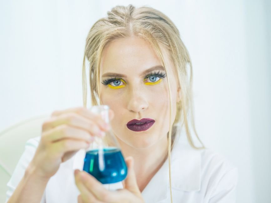 Private Label vs Custom Formulation: Which Fits Your Brand?