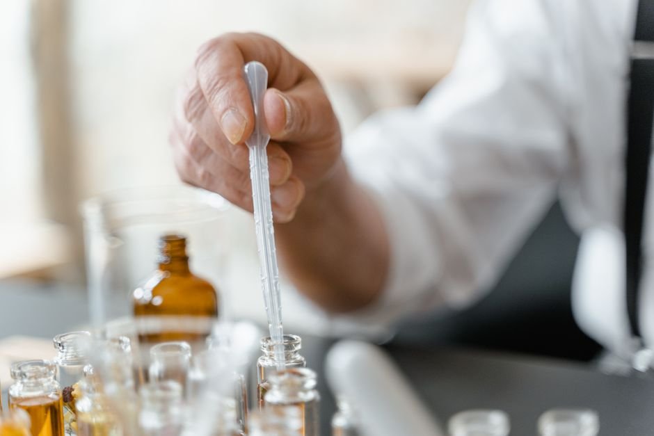 How to Launch a Haircare Brand in Canada: A Chemist’s Guide