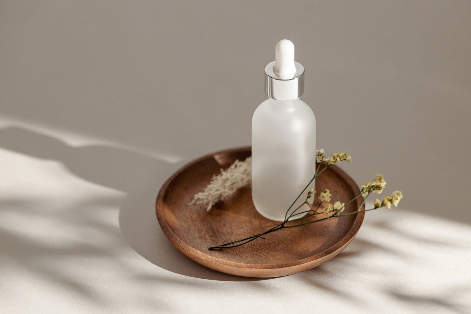 Low MOQ Skincare Manufacturer: How to Start a Brand From 50 Units